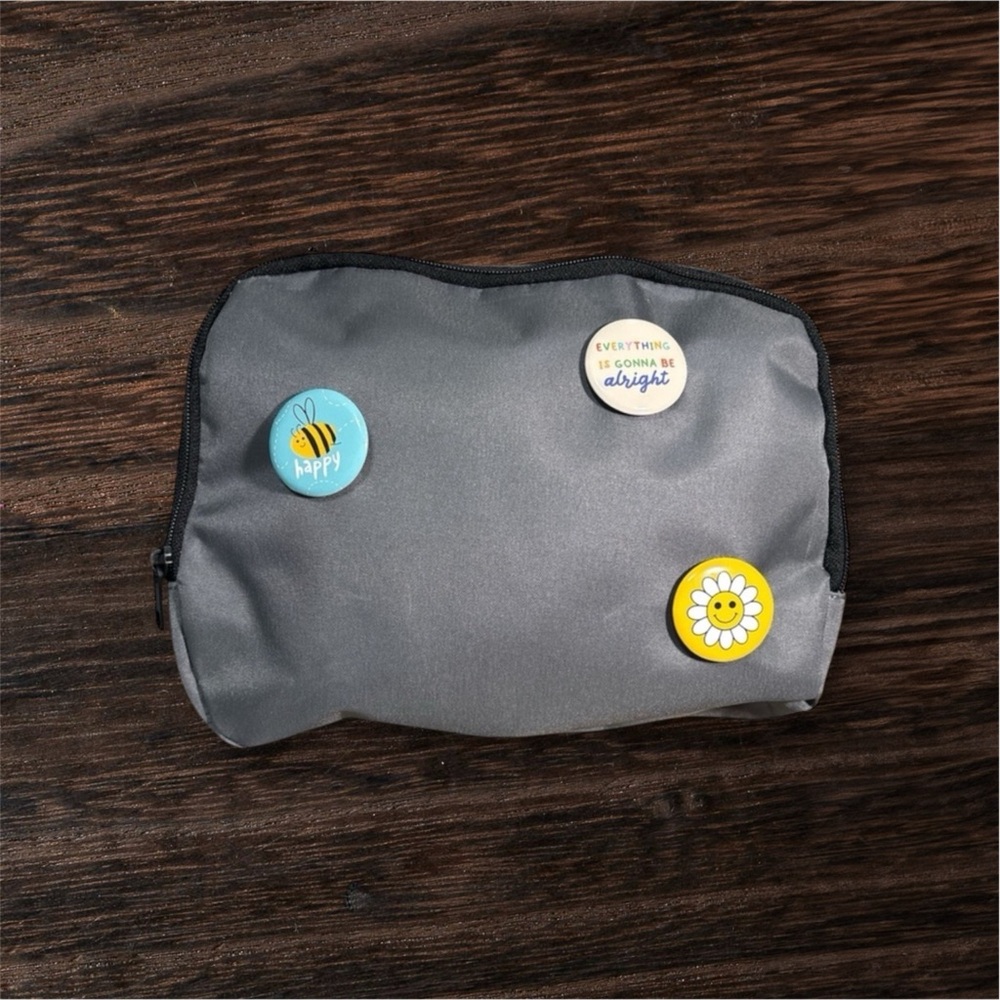 Gray Go Everywhere belt bag with Fun Pins